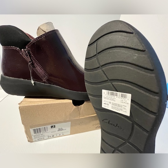 CLARKS Kayleigh Mid
Water Repellent Light Weight Patent Leather Ankle Booties - Picture 8 of 14